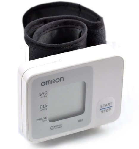 Digitális nyomásmérő Omron RS1 a csuklón