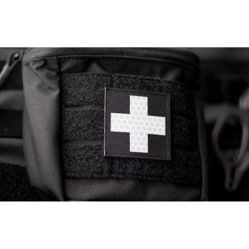 Reflexná nášivka Velcro Medic Cross 5 cm