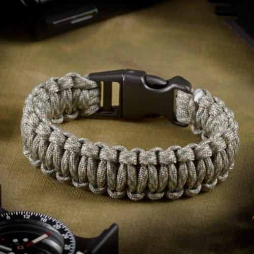 Paracord náramok